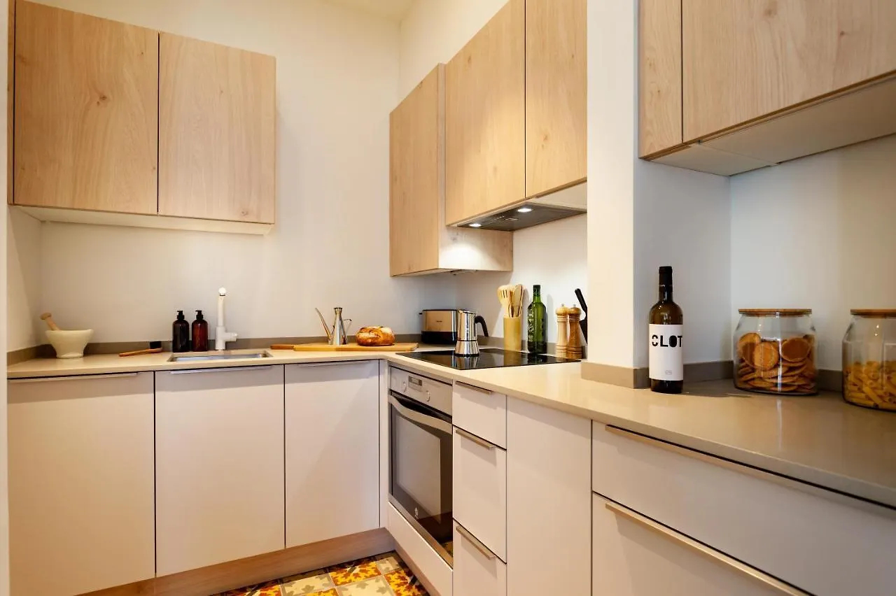 Milos - Two Bedroom Apartment In Mallorca St Barcelone Espagne
